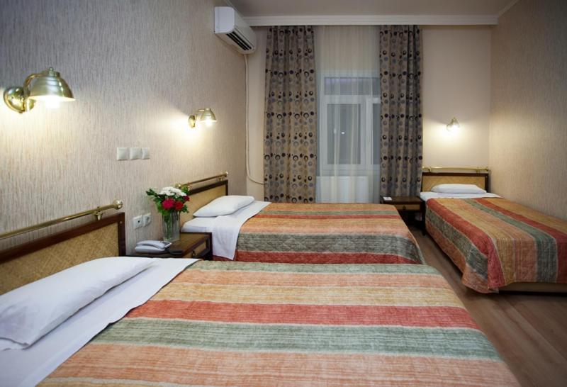 Olympos Hotel كوموتيني الغرفة الصورة