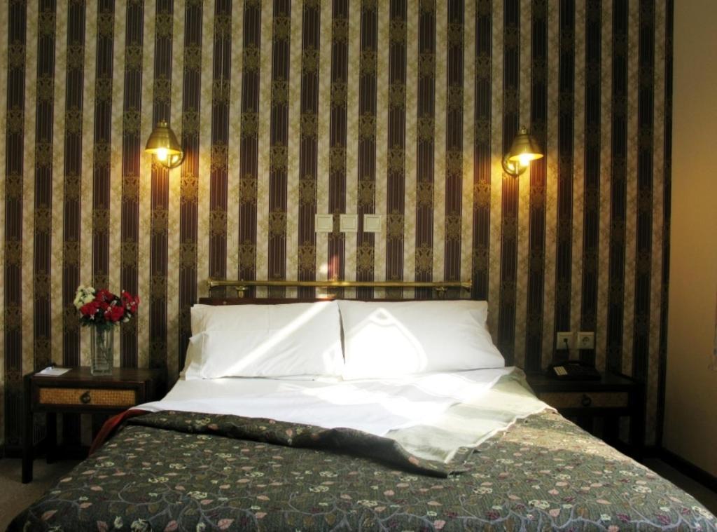 Olympos Hotel كوموتيني الغرفة الصورة