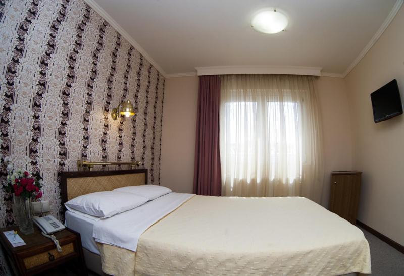 Olympos Hotel كوموتيني الغرفة الصورة